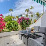 Apartamento Con Terraza En Primera Línea El Duque, Altamira