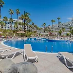 Apartamento Con Terraza En Primera Línea El Duque, Altamira *