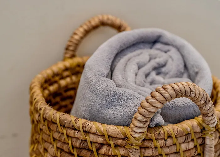 Con Terraza En Primera Línea El Duque, Altamira