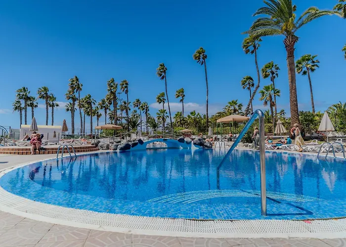 Con Terraza En Primera Línea El Duque, Altamira * Costa Adeje (Tenerife)