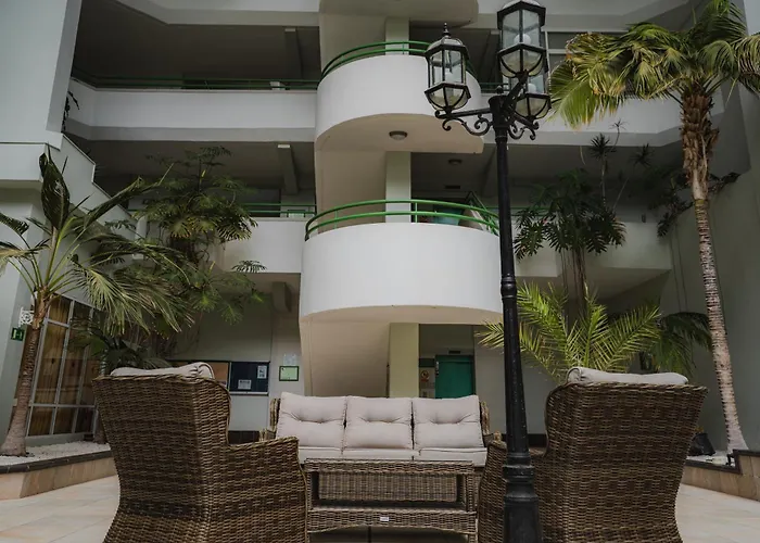 Luxury On The * Адехе