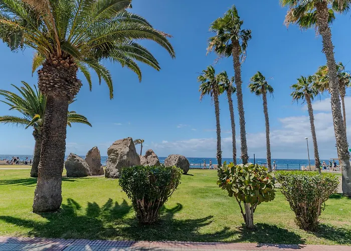 Con Terraza En Primera Linea El Duque, Altamira * Costa Adeje (Tenerife)